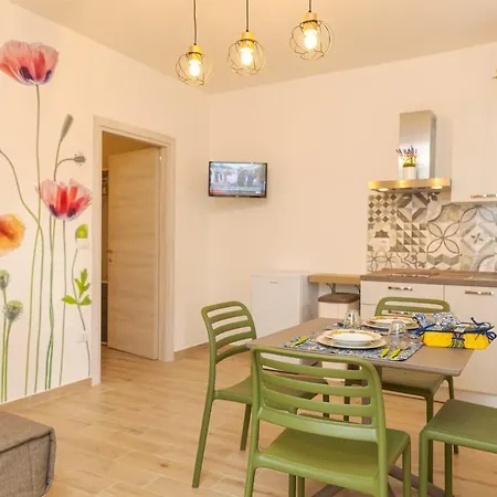 Sea Garden Holiday home *