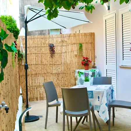 Holiday home Sea Garden *